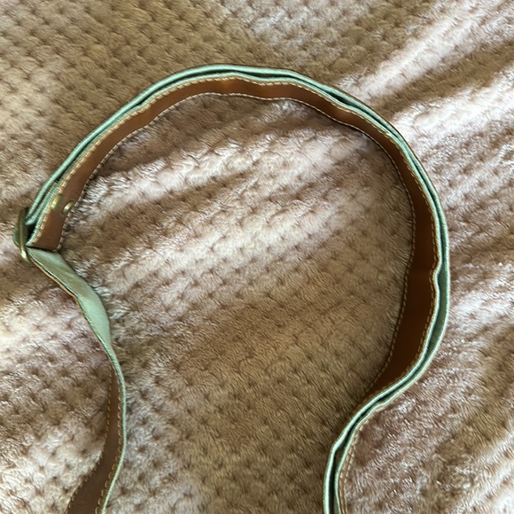 Myra Cross Body - Picture 3 of 3